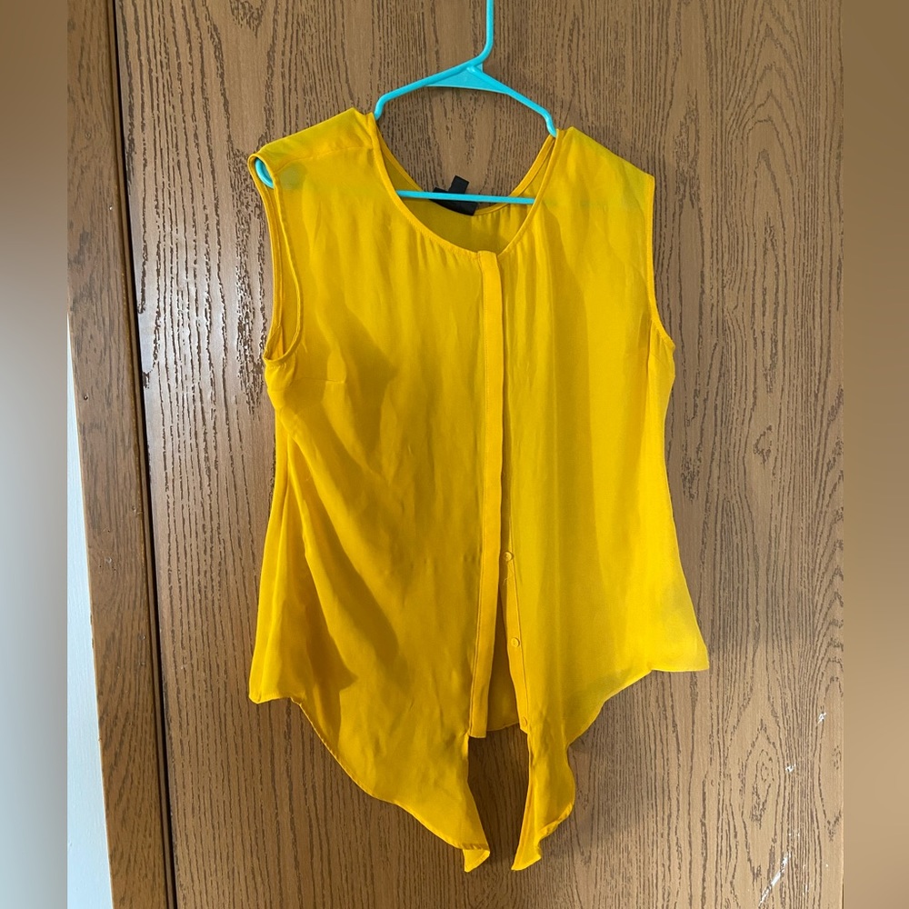 Flowy yellow button up tank